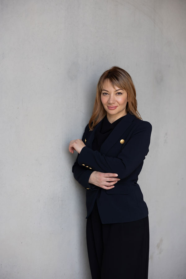 Elena Leonardos - Adelaide Lawyer