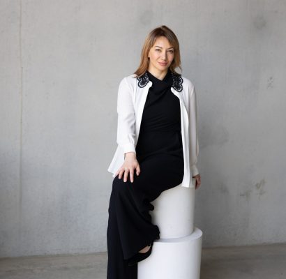 elena sitting on stool-min